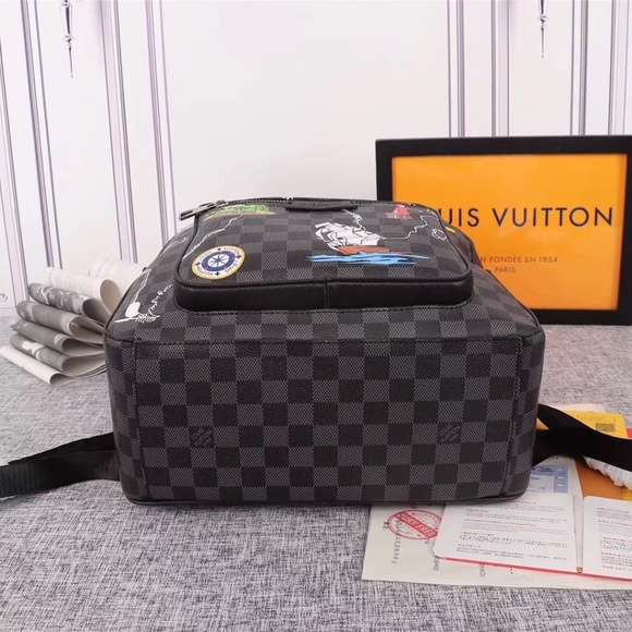 Louis Vuitton Josh backpack - Picture 2 of 6